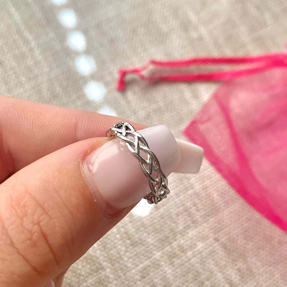 Sterling Silver Braided Celtic Knot Cross Gaelic Style Eternity Ring Band - NEW